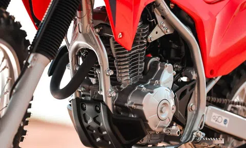 Honda ra mắt ‘tân binh côn tay’ đẹp mê ly, trang bị áp đảo Winner X và Yamaha Exciter, giá cực 'mềm'