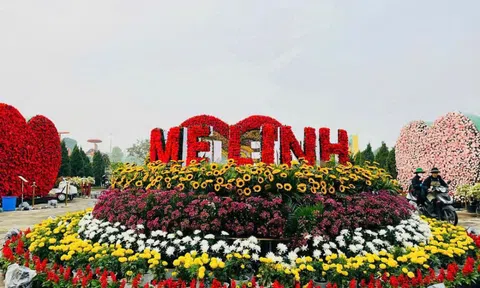 Mô hình Làng hoa - Du lịch: Hướng đi tất yếu cho sự phát triển bền vững của Hà Nội