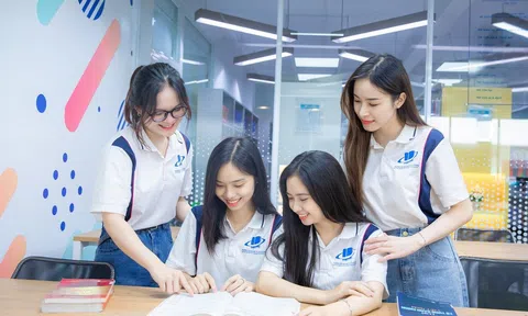 Đại học Mở TP.HCM công bố điểm chuẩn 2025, Tâm lý học cao nhất