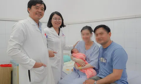 Người phụ nữ mắc hội chứng Budd-Chiari hiếm gặp sinh con an toàn tại TP.HCM