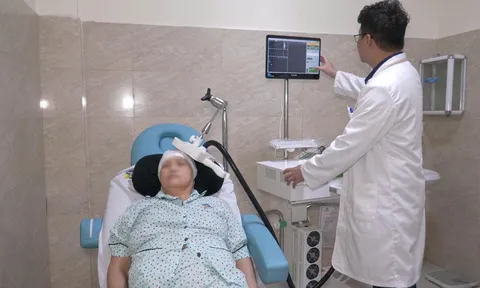 Người phụ nữ 55 tuổi thoát di chứng nặng sau đột quỵ