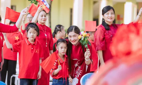 Tưng bừng khai giảng mái trường đặc biệt ở Phú Thọ