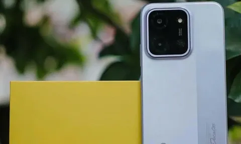 Xiaomi ra mắt điện thoại giá rẻ hơn 3 triệu, màn to như iPhone 16 Pro Max, pin khủng dùng 3 ngày chưa cần sạc