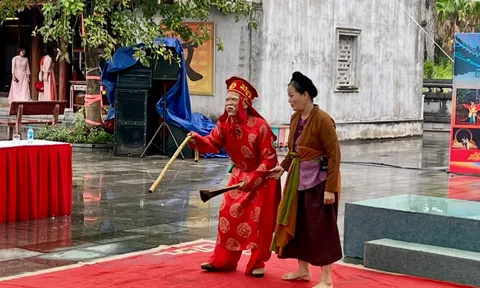 Phú Thọ: Dâng hương và trải nghiệm nghệ thuật dân gian tại Văn miếu Vĩnh Phúc