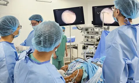 Bệnh nhân thoái hóa khớp gối hồi phục nhanh nhờ keo PRF tự thân