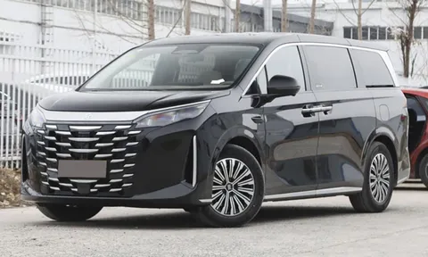 Mẫu MPV gia đình mới ra mắt được ví như ‘Toyota Alphard giá rẻ’