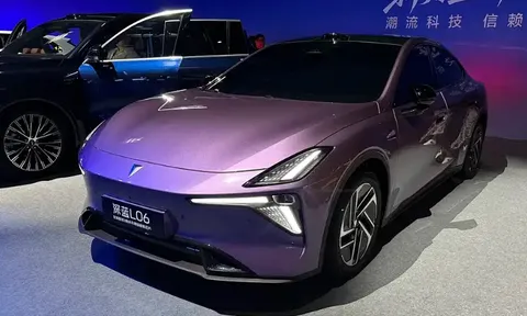 ‘Kình địch’ của Toyota Camry: Sedan thông minh nhất thế giới, giá chỉ hơn 500 triệu đồng