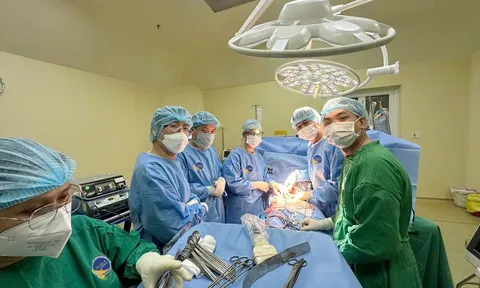 Đừng chủ quan với cơn đau vùng thượng vị, có thể là dấu hiệu ung thư gan