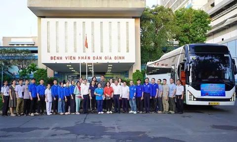 Đoàn công tác của Bệnh viện Nhân dân Gia Định lên đường hỗ trợ vùng bão lũ Đắk Lắk