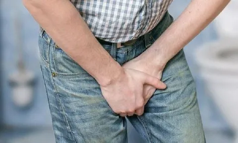 Nguy cơ gãy dương vật khi ‘đổi gió’ theo tư thế học từ phim 18+