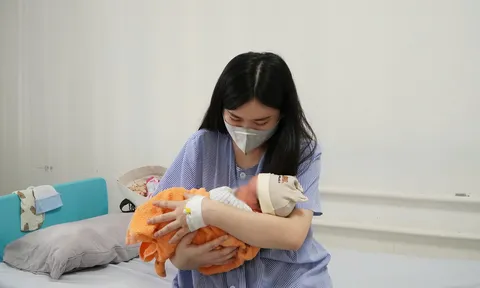 Sản phụ băng huyết nguy kịch được cứu nhờ máu hiến của nhân viên y tế