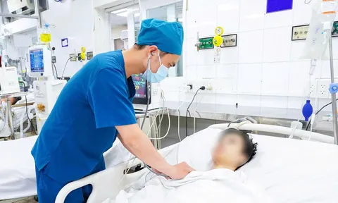 Cấp cứu nam sinh nguy kịch vì sốt xuất huyết trên nền bệnh di truyền hiếm gặp