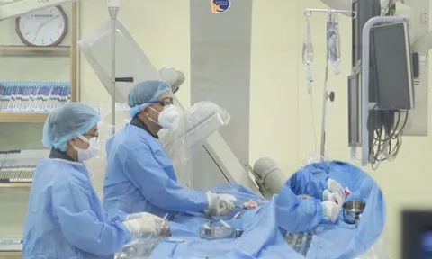 ‘Bỏ đói’ khối u xơ tử cung bằng kỹ thuật nút mạch hiện đại