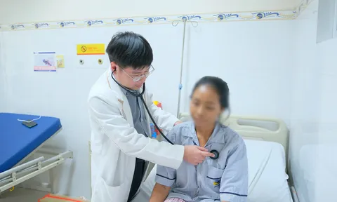 Tưởng bệnh dạ dày, nữ bệnh nhân phát hiện mắc viêm mạch nguy hiểm