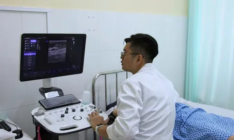 Bệnh viện Từ Dũ khám sàng lọc miễn phí cho gần 500 người dân TP.HCM