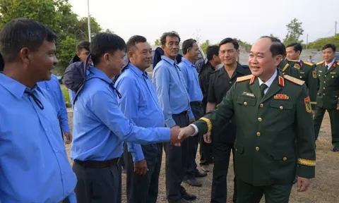 An Giang: Thăm, động viên cán bộ, chiến sĩ Đội K92 làm nhiệm vụ tại Campuchia