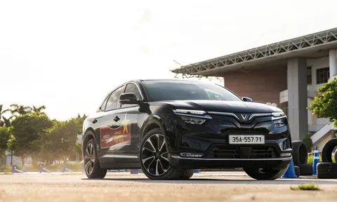 VinFast VF 8 được chủ doanh nghiệp ‘chọn mặt gửi vàng’ vì những lý do này