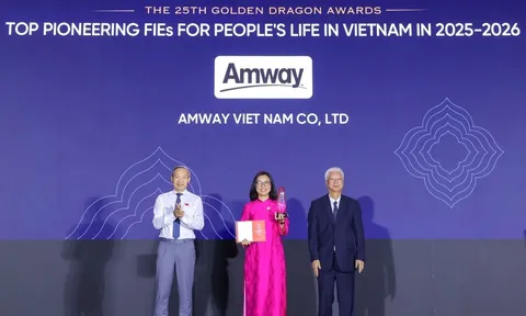 Amway Việt Nam lần thứ 10 được vinh danh tại giải thưởng Rồng Vàng