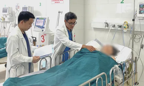 Hành trình hồi sinh kỳ diệu của cô gái 19 tuổi mắc căn bệnh ‘tự mình tấn công mình’