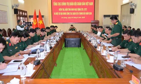 Thượng tướng Đỗ Xuân Tụng kiểm tra công tác đảng, chính trị và nhiệm vụ quân sự tại An Giang