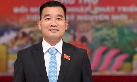 Bí thư xứ Mường và hành trình phát triển quê hương qua công nghệ truyền thông số