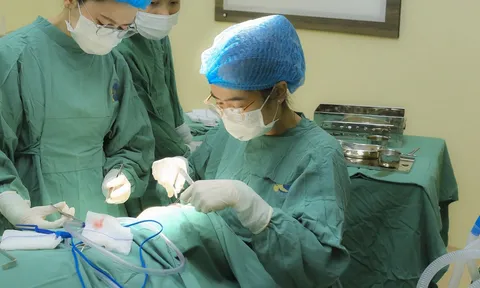 Phát hiện ung thư da từ vết loét nhỏ trên mặt kéo dài nhiều năm