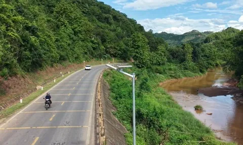 Giải pháp chiếu sáng năng lượng mặt trời cho các tuyến đường liên thôn tại Sơn La