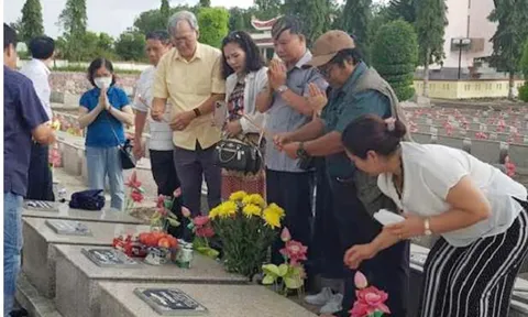 Hoa sứ và ước nguyện về bức hình của cha