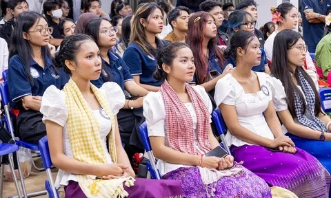 Sinh viên 6 quốc gia hội tụ tại TP.HCM tìm giải pháp cho các thách thức mới