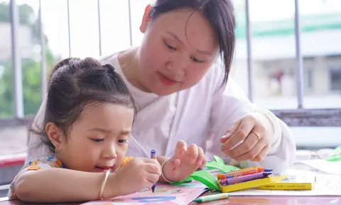 Bệnh nhi có ‘ngày khai giảng’ đặc biệt trong bệnh viện