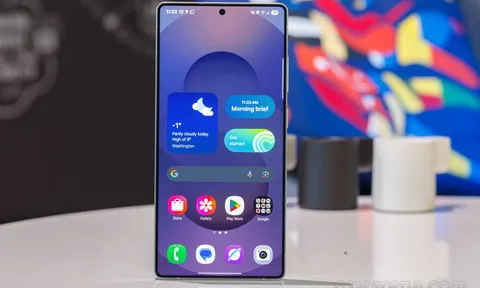 Giá Galaxy S25 Ultra cuối tháng 9/2026: Rẻ bèo so với iPhone 17 Pro Max, đủ mạnh so kè iPhone 18 Pro Max