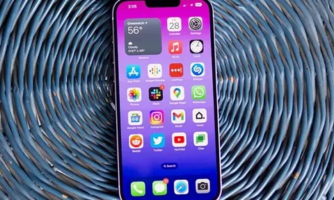 Top 3 iPhone pin trâu, màn lớn, giá rẻ nhất Việt Nam, đủ sức lu mờ iPhone 17, iPhone 18 Pro Max