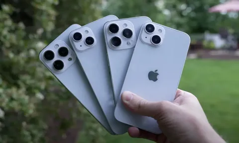 Bảng giá iPhone 14 cuối tháng 9 chỉ từ 13 triệu đồng, có đáng mua sau 4 năm lên kệ?