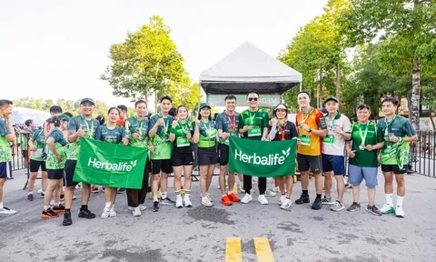 Herbalife Việt Nam tiếp tục phối hợp với VnExpress để khuyến khích lối sống lành mạnh với tư cách là Nhà tài trợ Kim cương cho giải VnExpress Marathon Grand Tour Nghệ An 2026