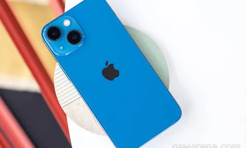 Đây là iPhone nhỏ gọn, mạnh giá rẻ nhất Việt Nam tháng 10/2026, không hề quá thua iPhone 16, iPhone 17