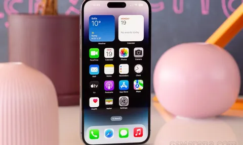 Giá xăng hôm nay  6/10: Xăng E5, E10 duy trì ở mức trên dưới 27.000 đồng/lít, iPhone 14 Pro Max ra sao?