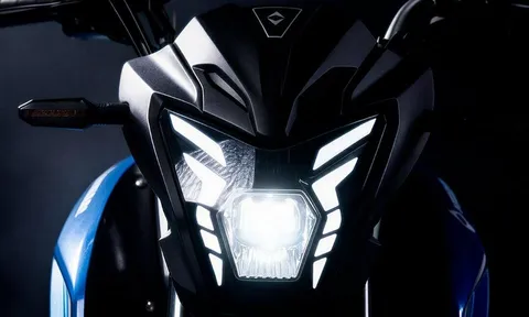 ‘Vua côn tay’ mới đã về đại lý: Thiết kế khác hẳn Yamaha Exciter, động cơ 170cc mạnh mẽ hơn Honda Winner R, giá hấp dẫn