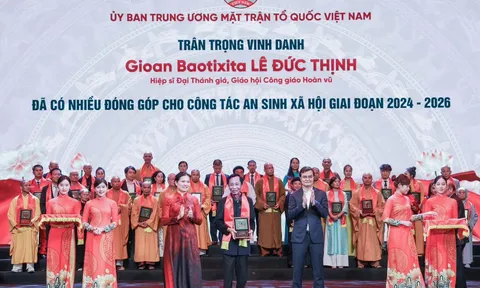 Hai người Công giáo được vinh danh vì có nhiều đóng góp cho an sinh xã hội