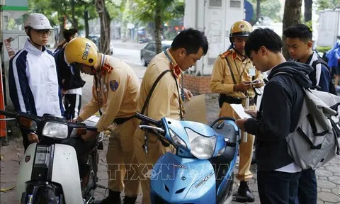 Ra quân thực hiện cao điểm bảo đảm trật tự, ATGT cho học sinh từ ngày 1/10 đến hết ngày 31/10/2024