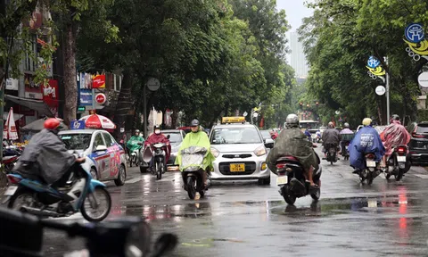 Cảnh báo mưa lớn và dông lốc diện rộng