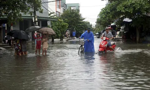 Trung Bộ, Nam Bộ mưa to và dông