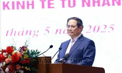 Thủ tướng:  Ghi nhận các đề xuất, mong muốn của doanh nghiệp, doanh nhân để tiên phong đóng góp vào sự phát triển đất nước