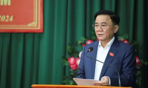 Kết luận của Bộ Chính trị, Ban Bí thư về thực hiện nhiệm vụ sắp xếp tổ chức bộ máy và đơn vị hành chính, bảo đảm tiến độ, yêu cầu