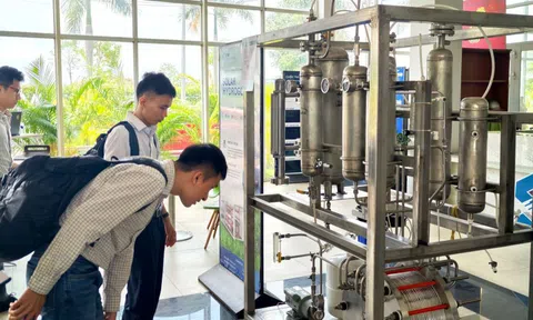 Sẵn sàng giải đáp thắc mắc của các địa phương khi thực hiện phân cấp, phân quyền chính quyền hai cấp