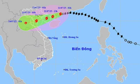 Bão số 3 tiến vào vịnh Bắc Bộ, biển động dữ dội