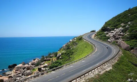 Thủ tướng chỉ đạo đẩy nhanh tiến độ xây dựng hệ thống đường bộ ven biển