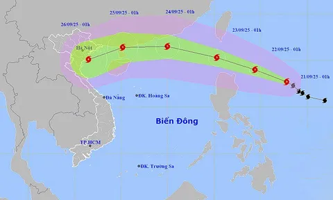 Ngày 21/9, bão RAGASA mạnh cấp 16, giật trên cấp 17, tiến vào Biển Đông