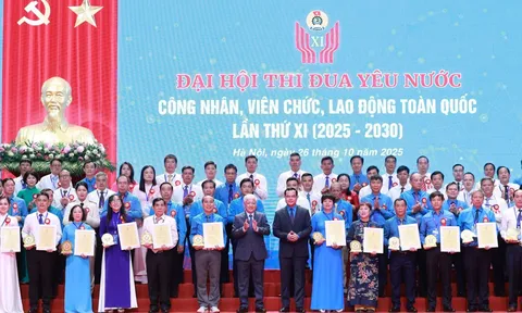 Phát động phong trào thi đua yêu nước Công nhân, viên chức, lao động toàn quốc lần thứ 11