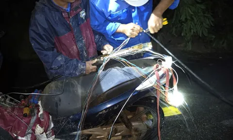 Các nhà mạng triển khai tiếp gói hỗ trợ đặc biệt để đảm bảo liên lạc tại vùng lũ miền Trung