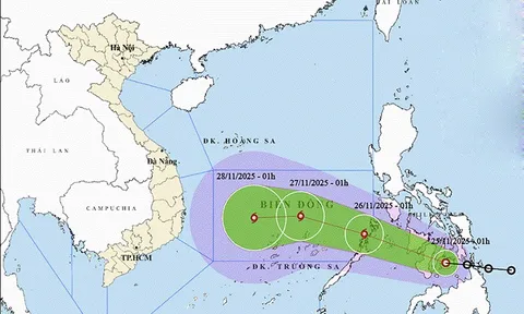 Ngày 25/11, hhông khí lạnh tăng cường, áp thấp nhiệt đới hướng vào Biển Đông, biển động mạnh